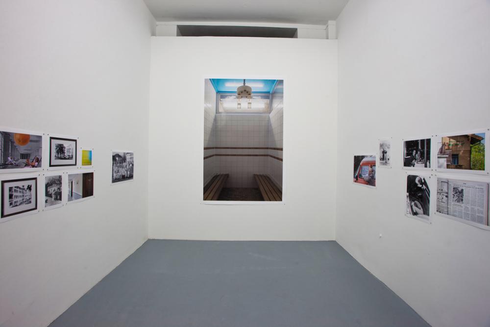 Ausstellungsansicht, Franz Wanner - Gift – Gegengift. Krankheitsbilder einer Stadt, basis 2014, Foto: Cem Yücetas