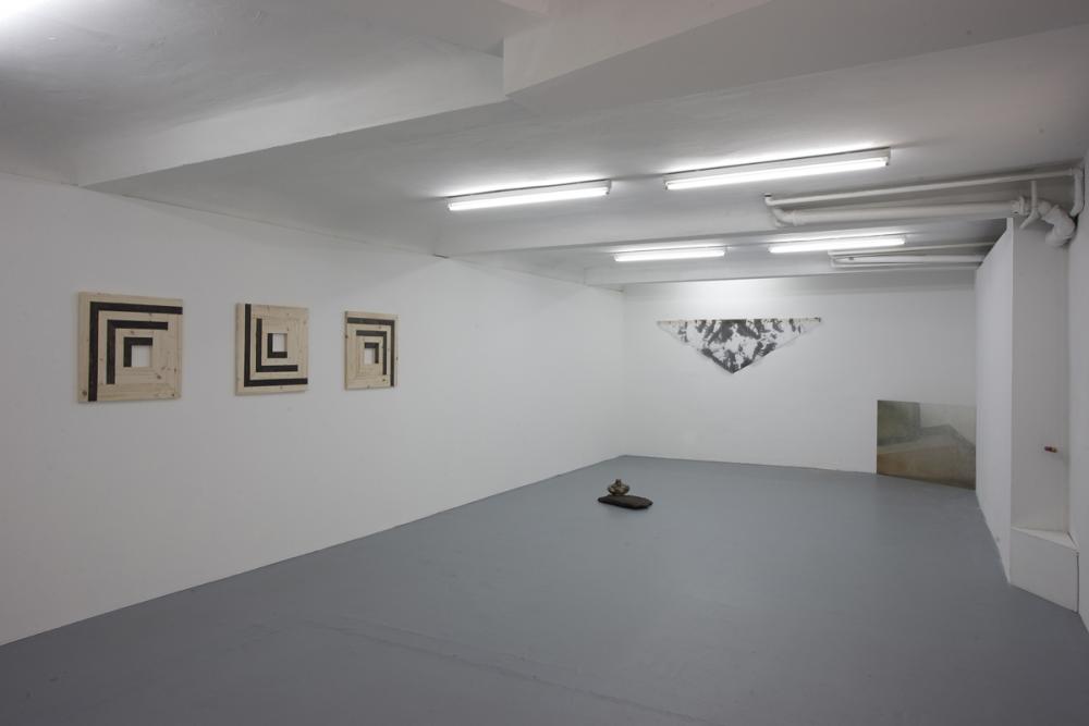 Installation view, "Practicalities (La vie matérielle)", basis 2013, photo: Cem Yuecetas