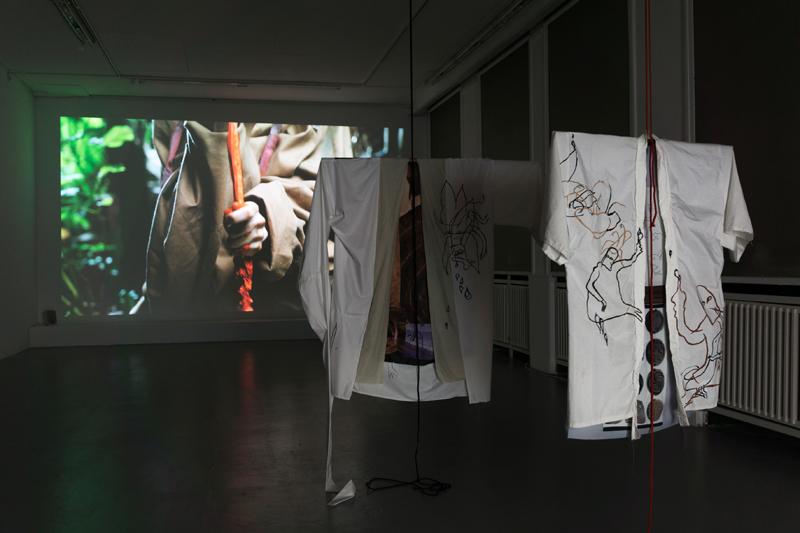 Ani Schulze; Flint House Lizard, installation view basis, Foto: Angelika Zinzow